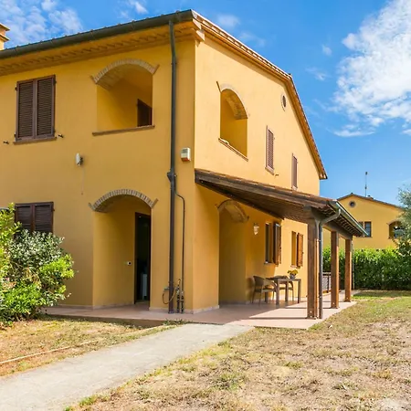 Al Casone By Interhome Lägenhet Montescudaio