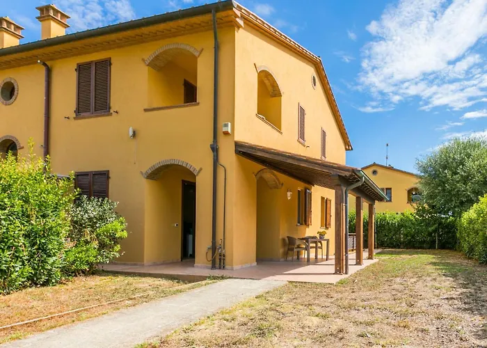 Al Casone By Interhome Lägenhet Montescudaio